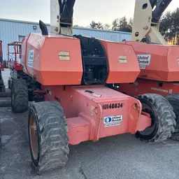 2013 JLG 800S Boom Lift