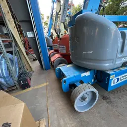 2015 Genie Z-40/23N RJ Articulating Boom Lift