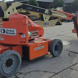 2015 JLG E450AJ Articulating Boom Lift