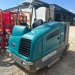2018 Tennant M20 Sweeper