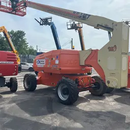 2016 JLG 800AJ Articulating Boom Lift