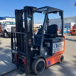 2019 Toyota 8FBCU25 Warehouse Forklift