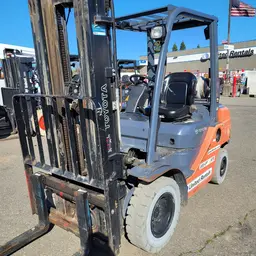 2019 Toyota 8FGU25 Warehouse Forklift