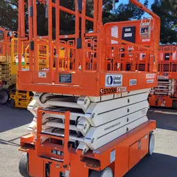 2017 Snorkel S4732E Scissor Lift