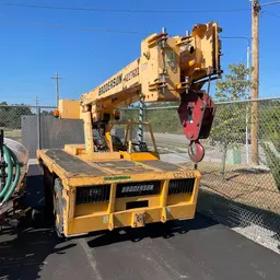 2011 Broderson IC-80-3G