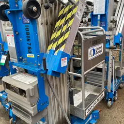 2018 Genie AWP-30SDC Pusharound Lift