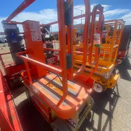 2017 JLG 1230ES Self-Propelled One-Person Lift