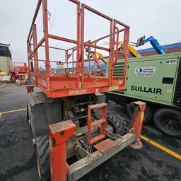 2015 Skyjack SJ6832RT Rough Terrain Scissor Lift