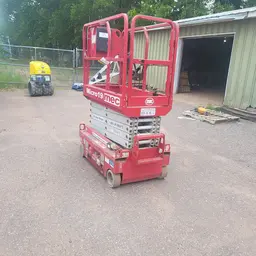 2018 MEC MICRO 19 Scissor Lift
