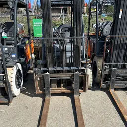 2019 Toyota 8FGU25 Warehouse Forklift