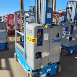 2018 Genie GR-20 Self-Propelled One-Person Lift