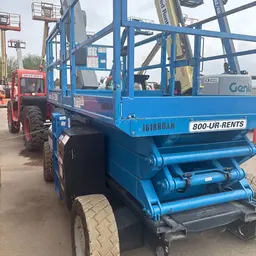 2016 Genie GS-3384 RT Rough Terrain Scissor Lift
