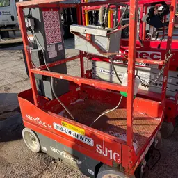 2017 Skyjack SJ16 Self-Propelled One-Person Lift