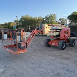 2011 JLG 450AJ Articulating Boom Lift