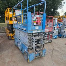 2015 Genie GS-3232 Scissor Lift