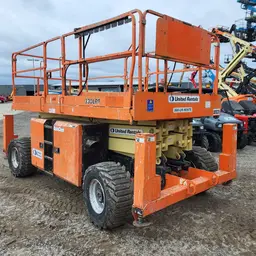 2017 JLG 330LRT Rough Terrain Scissor Lift