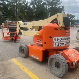 2017 JLG E450AJ Articulating Boom Lift