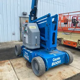 2015 Genie Z-34/22N Articulating Boom Lift