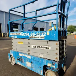 2017 Genie GS-3232 Scissor Lift