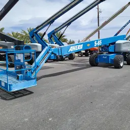2015 Genie S-85 Boom Lift
