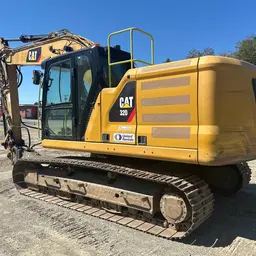 2019 CAT 320 Excavator