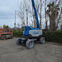 2017 Genie Z-60/37FE Articulating Boom Lift