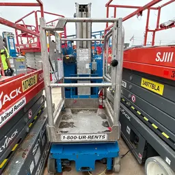 2017 Genie GR-20 Self-Propelled One-Person Lift