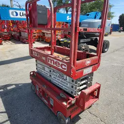 2018 MEC 1330SE Scissor Lift