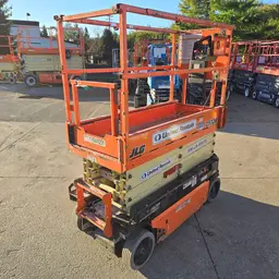 2018 JLG 1932R Scissor Lift