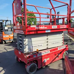 2017 MEC 4046SE Scissor Lift