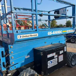 2018 Genie GS-4069DC Scissor Lift