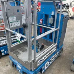 2017 Genie GR-12 Self-Propelled One-Person Lift
