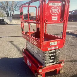 2018 MEC MICRO 19 Scissor Lift