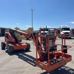 2016 JLG E450AJ Articulating Boom Lift