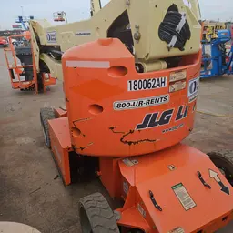 2016 JLG E400AJPN Articulating Boom Lift