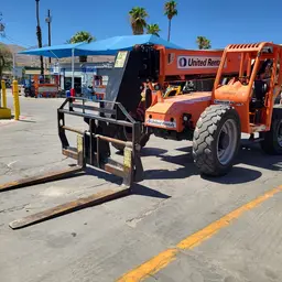 2016 SKYTRAK 6042 Forklift