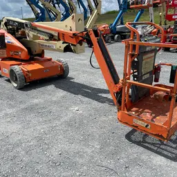 2014 JLG E450AJ Articulating Boom Lift