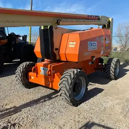 2015 JLG 800AJ Articulating Boom Lift