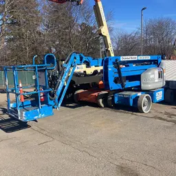2015 Genie Z-40/23N RJ Articulating Boom Lift
