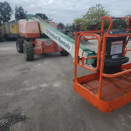 2015 JLG 600S Boom Lift