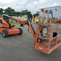 2015 JLG E450AJ Articulating Boom Lift