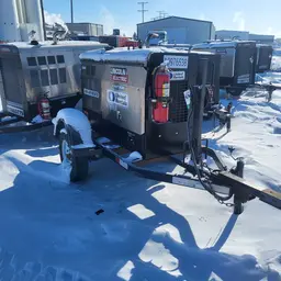 2019 Lincoln Electric VANTAGE 322 Welder