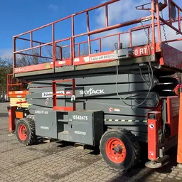 2016 Skyjack SJ9250RT Rough Terrain Scissor Lift
