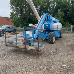 2015 Genie ZX-135 Articulating Boom Lift