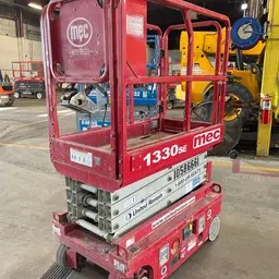 2017 MEC 1330SE Scissor Lift