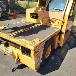 2013 Broderson IC-35-2F