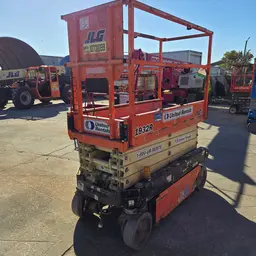 2018 JLG 1932R Scissor Lift
