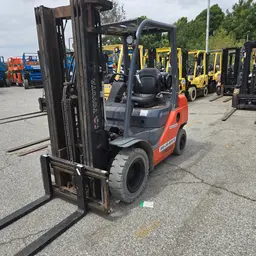 2019 Toyota 8FGU25 Warehouse Forklift