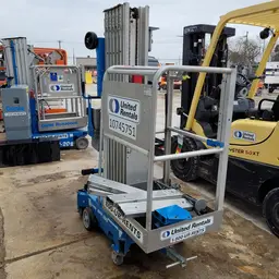2018 Genie AWP-30SDC Pusharound Lift