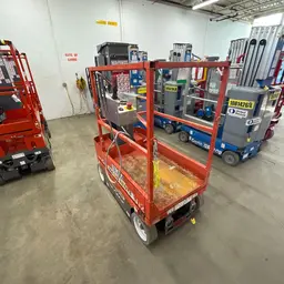 2017 Skyjack SJ12 Self-Propelled One-Person Lift